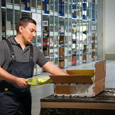 💪 Für unser Lagerteam in Wesseling suchen wir Unterstützung! 💪
Bei Interesse einfach die Bewerbung an jobs@lhd-group.com schicken.

Mehr Infos findet ihr in der offiziellen Stellenanzeige im Link:
https://www.lhd-group.com/job/lagermitarbeiter-mwd