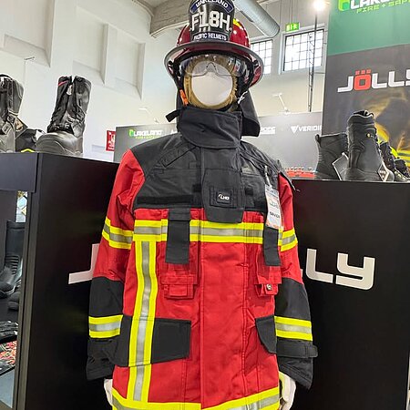 Der Feuerwehrschutzanzug, der Komfort, Funktion und Tradition vereint. Kommt jetzt in Halle 2 am Stand B45 vorbei und lasst euch persönlich zu den verschiedenen saVior Modellen beraten.

#florianmesse #lhdfire #lakelandfireandsafety #lhdsavior