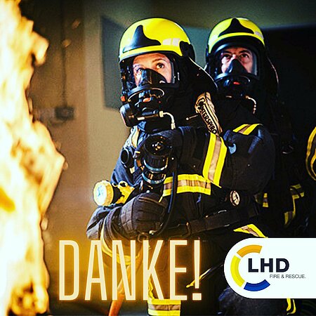 Zum Ende des heutigen internationalen Dankeschön-Tags möchten wir noch einmal die Gelegenheit nutzen und all unseren Einsatzkräften da draußen - egal ob jung oder alt - ein großes Dankeschön für ihre Einsatzbereitschaft aussprechen! #danke dass ihr immer für uns da seid! 
👩🏻‍🚒🚒👨🏼‍🚒🚑
#internationalthankyouday