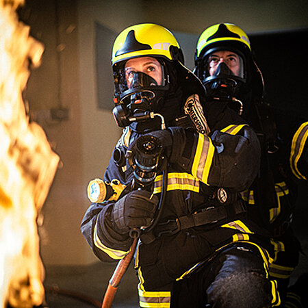 (Anzeige) Auf der INTERSCHUTZ wird es das gesamte Portfolio von LHD in einer extra konzipierten Wache zu sehen geben. Hier findet Ihr weitere Infos dazu 👉 https://tinyurl.com/443psu79