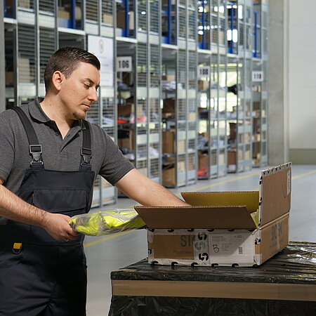 💪 Für unser Lagerteam in Wesseling suchen wir Unterstützung! 💪
Bei Interesse einfach die Bewerbung an jobs@lhd-group.com schicken.

Mehr Infos findet ihr in der offiziellen Stellenanzeige im Link:
https://www.lhd-group.com/job/lagermitarbeiter-mwd