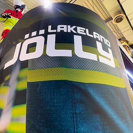 @jollyscarpeofficial zeigt euch auf der Interschutz ein umfassendes Portfolio an Feuerwehr-, Polizei-, Rettungsdienst- und Workwear- Ausstattung. 

Halle 14, H04