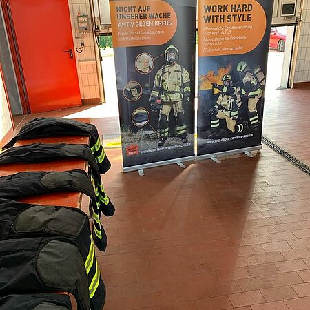 Auch heute fand wieder eine Anprobe statt. Die Feuerwehr Bürstadt darf sich bald schon über neue TH Pro Hosen zusätzlich zu ihrer bereits im Einsatz befindlichen Feuerschutzkleidung freuen!  
#thpro #technischehilfeleistung #feuerwehr  #lhdfire