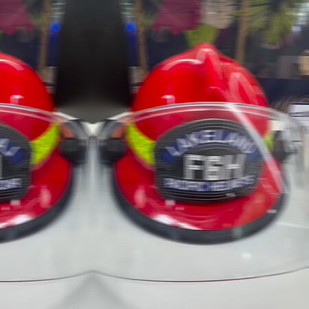 @pacific_helmets zeigt auf der Interschutz bei uns eine Auswahl an europäischen und amerikanischen Helmen. Egal ob für Brandbekämpfung, technische Hilfeleistung oder Waldbrand … egal in welchen Farben, hier gibt es für jeden etwas passendes. 

#interschutz #feuerwehrhelme #lakelandfireandrescue