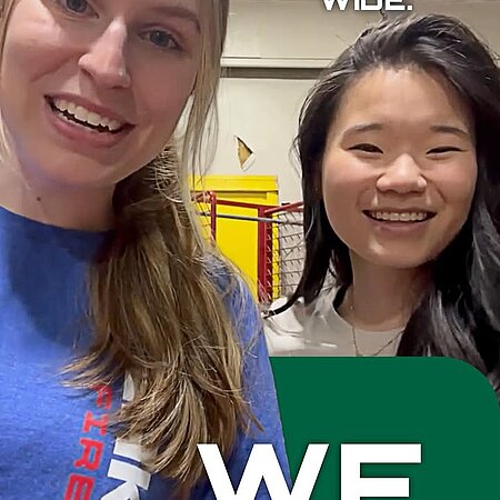Grüße direkt aus den USA. 
🇺🇸📦
Anna und Lauren senden euch ein „Hello“ aus dem LAKELAND Headquarter – wo täglich daran gearbeitet wird, Feuerwehrleute weltweit auszustatten.
 
Auch sie sind Teil von World. Wide. 
We. und zeigen: Hinter den Produkten stehen Menschen, die genauso Teil dieser Community sind.
🌍
 Übrigens: Anna nimmt auch den weiten Weg auf sich und ist bei der Interschutz am Start.

🧑‍🚒 Wer von euch ist auch vor Ort und besucht uns an unserem Stand?
 
#worldwidewe #lhdfire #lakelandfireandsafety #feuerwehr #interschutz